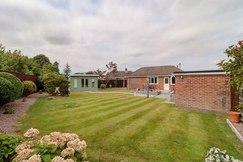 2 bedroom detached bungalow for sale, Croome Close, Loughborough, LE11