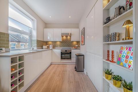 1 bedroom flat for sale, Salisbury Pavements, Fulham