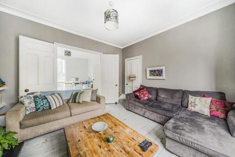 35 Ashmead Road, London, SE8 4DY