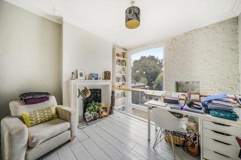 35 Ashmead Road, London, SE8 4DY