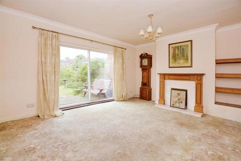 3 bedroom terraced house for sale, West Common Crescent, Scunthorpe