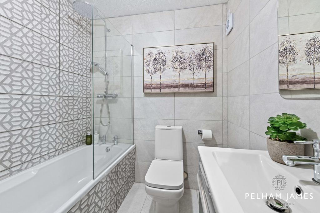 Bathroom, Silver Trees, Wansford