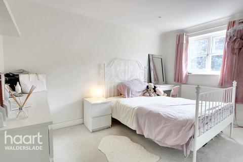 24 Highgrove Road, Chatham, ME5 7QE