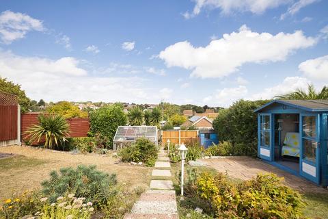 3 bedroom bungalow for sale, Staplehurst Avenue, Broadstairs, CT10