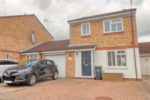 36 Abinger Close, Clacton-on-sea, CO16 8FJ