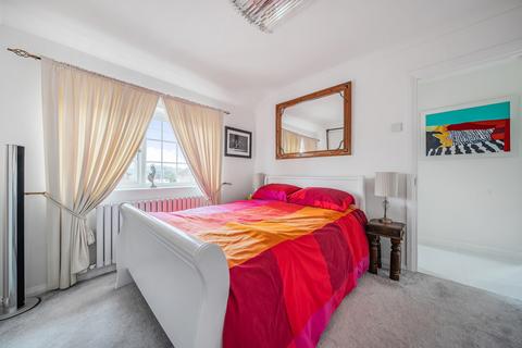 38 Broom Avenue, Orpington, BR5 3BU