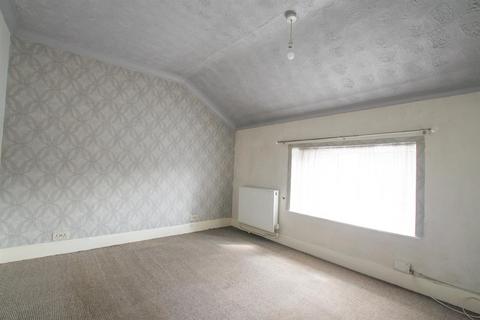 3 bedroom terraced house to rent, Town Wall Road, Great Yarmouth.NR30 1DJ