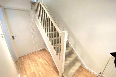 40 Cavendish Way, Royton, Oldham, OL2 5DQ