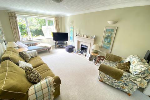 40 Cavendish Way, Royton, Oldham, OL2 5DQ