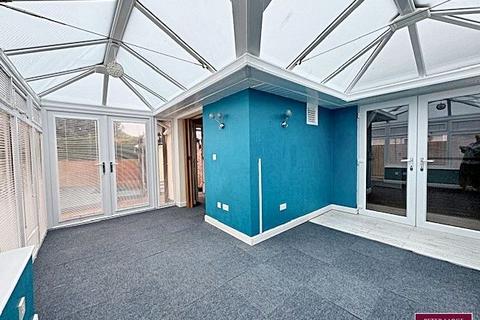 2 bedroom semi-detached bungalow for sale, 8 Peter's Close Prestatyn LL19 8SA