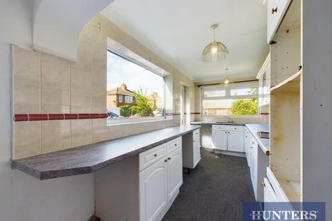 2 bedroom terraced house for sale, St. Johns Avenue, Bridlington