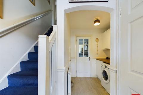 4 Bishops Road, Abbeymead, Gloucester, GL4 5FP