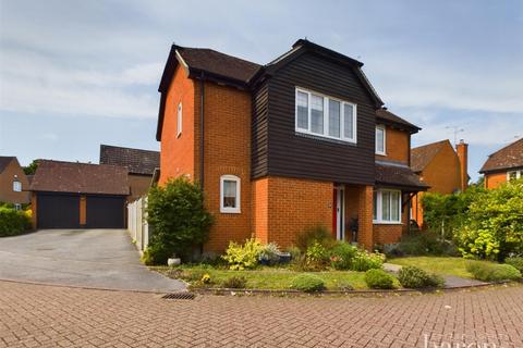 4 bedroom house for sale, Pyotts Copse, Basingstoke RG24