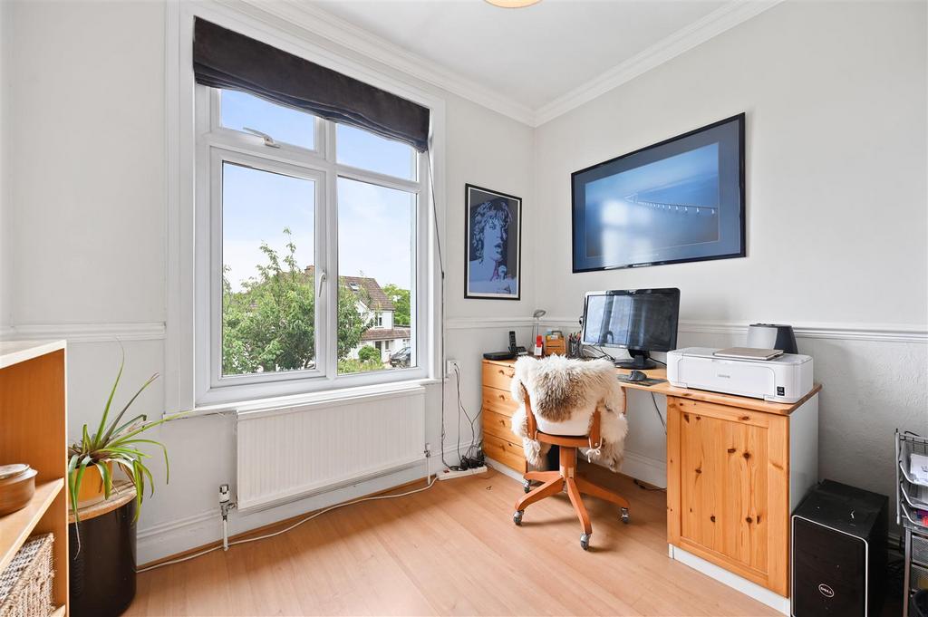 WH - 10 Dalmeny Road - Bedroom B3 (1).jpg