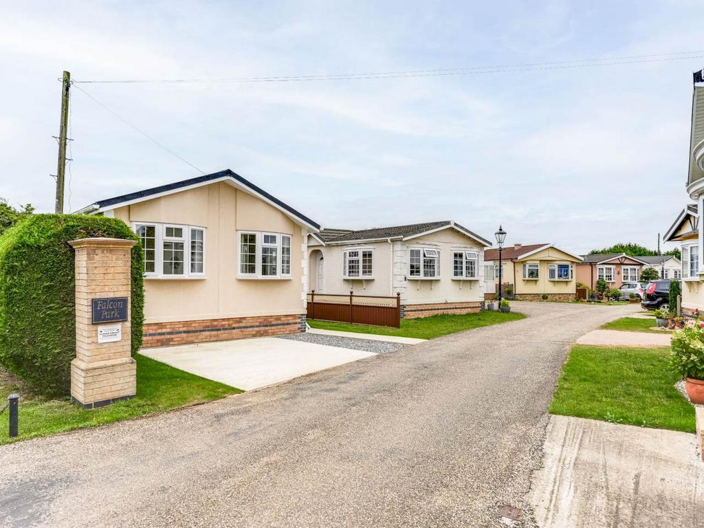 1 Falcon Park-17