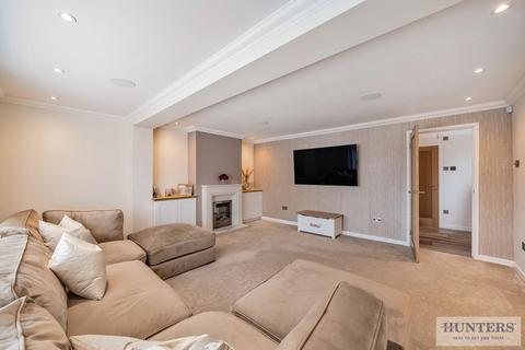 23 Meyer Road, Erith, DA8 3SJ