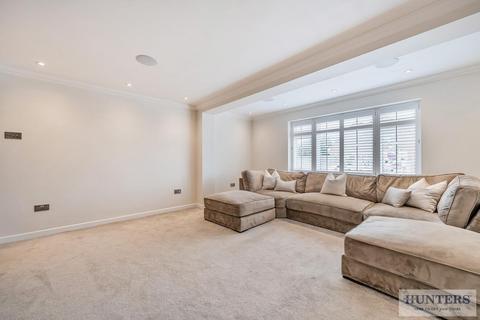 23 Meyer Road, Erith, DA8 3SJ