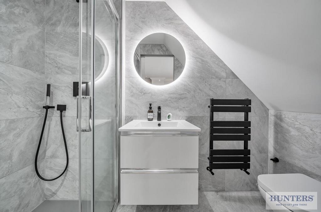 En Suite Shower Room