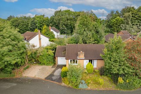 2 bedroom detached bungalow for sale, Weaverside Avenue, Runcorn WA7