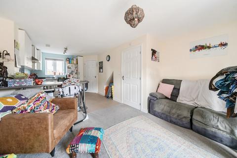 5 Emerald Place, Bishops Cleeve, Cheltenham, GL52 7ZA