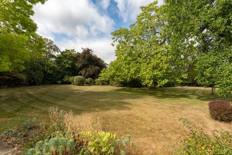 5 bedroom detached house for sale, Plummers Road, Colchester CO6