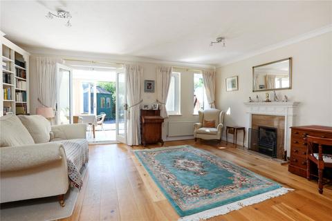 4 bedroom semi-detached house for sale, Fairholme Gardens, Farnham, Surrey, GU9