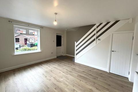 2 bedroom semi-detached house to rent, Fernleigh Court, Wakefield