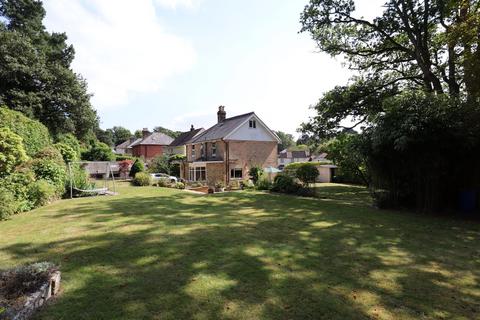 4 bedroom detached house for sale, Lower Golf Links Road, Broadstone, Dorset, BH18