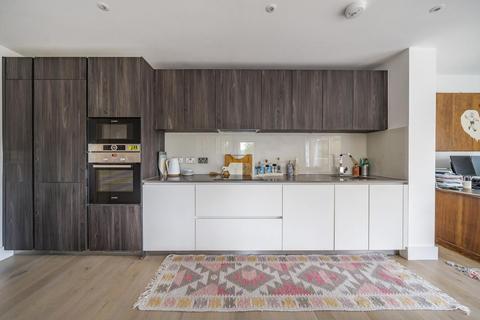 2 bedroom flat for sale, Vinery Way, Hammersmith