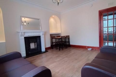 2 bedroom flat to rent, Portland Street, City Centre, Aberdeen, AB11