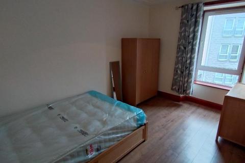 2 bedroom flat to rent, Portland Street, City Centre, Aberdeen, AB11