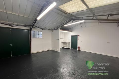 Industrial unit to rent, Holmer Green, High Wycombe HP15