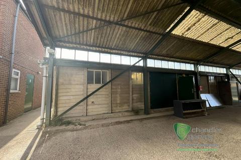 Industrial unit to rent, Holmer Green, High Wycombe HP15