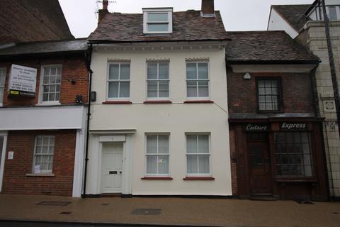 2 bedroom flat to rent, High Wycombe HP11