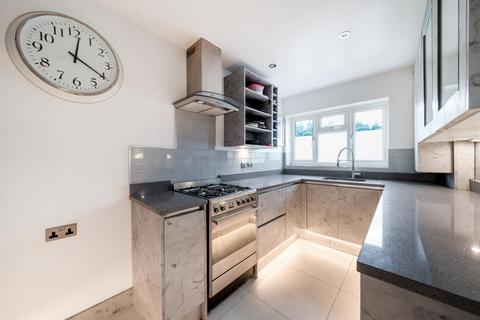 2 bedroom flat for sale, Virginia Water,  Surrey,  GU25