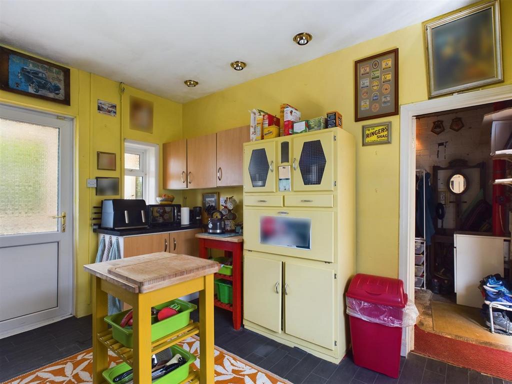 CAM02295 G0-PR0089-STILL010.jpg