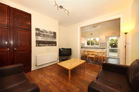 4 bedroom terraced house to rent, Hamilton Road, London, NW10