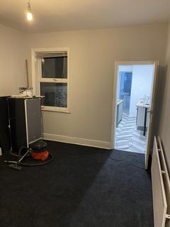 2 bedroom end of terrace house to rent, Stoke-on-Trent ST6