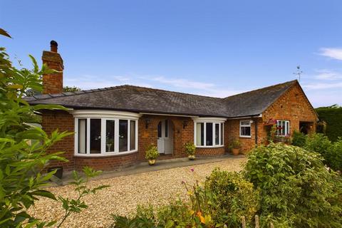 2 bedroom detached bungalow for sale, Wragholme Road, Grainthorpe LN11