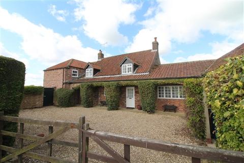 4 bedroom house to rent, Harpham Lane, Kilham, East Yorkshire, YO25