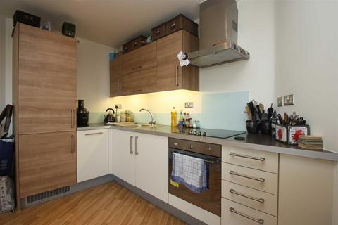 1 bedroom flat to rent, Kinetica Apartments, Tyssen Street, London, E8