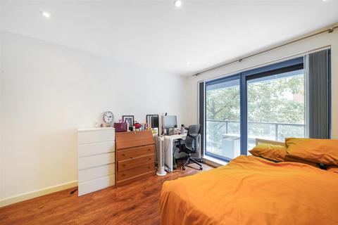 1 bedroom apartment for sale, Westgate Apartments, Royal Victoria Dock E16