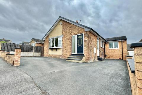 3 bedroom detached bungalow for sale, Newark Close, Staincross, Barnsley