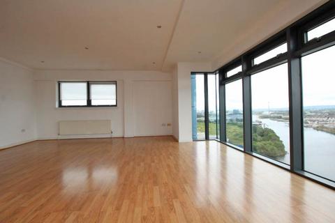 2 bedroom flat for sale, 10 Castlebank Drive, Glasgow Harbour G11 6AD