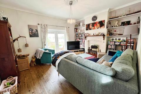 4 bedroom end of terrace house for sale, Dudley Road, Grantham, NG31