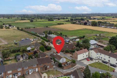 2 bedroom detached house for sale, Sandbeds Lane, Doncaster DN9