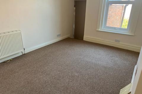 1 bedroom flat to rent, Windsor Road, Bournemouth, BH5