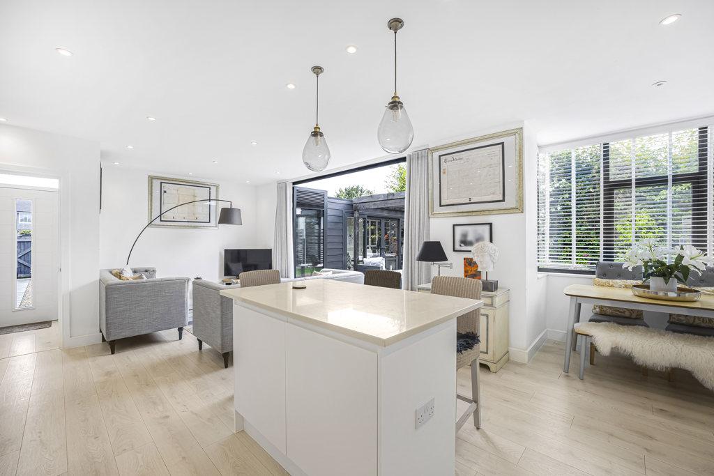 Kitchen/Reception
