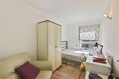 2 bedroom apartment for sale, Da Vinci Lodge, West Parkside, London, SE10