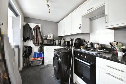 2 bedroom semi-detached house for sale, Cambridge Road, Clacton-on-Sea, Essex